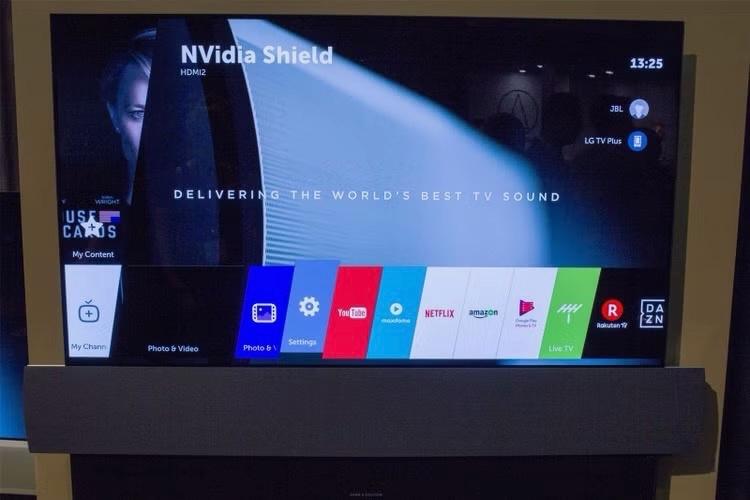 Bang & Olufsen Beovision Eclipse 55 4K UHD + muurbeugel B&O, Info@bang-olufsen.dk, Comme neuf, Enlèvement, Bang & Olufsen Alle 1 / DK-7600 Struer / Denmark