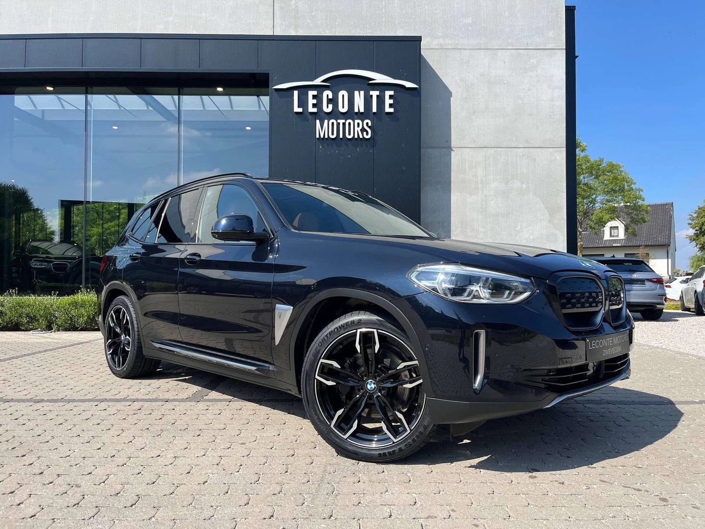 BMW iX3 iX3 80 kWh Panodak/Leder/Memoryseats/360'Camera/Trek, Auto diversen, Ongevalwagen, Automaat, Zwart, Elektrisch, SUV of Terreinwagen