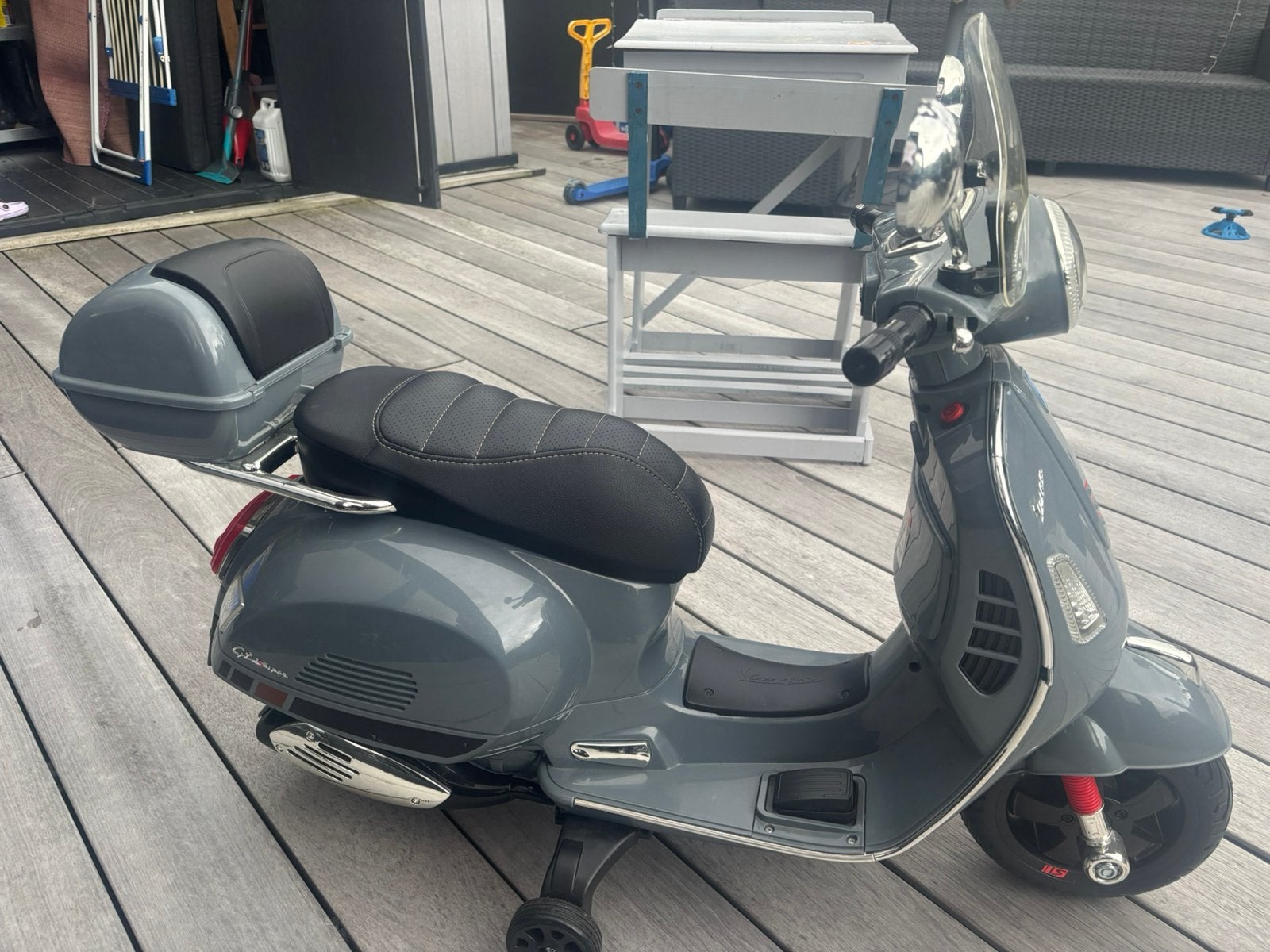 2 a3 tot met 6 jaar kinder brommertje, Fietsen en Brommers, Ophalen, Gebruikt, Vespa