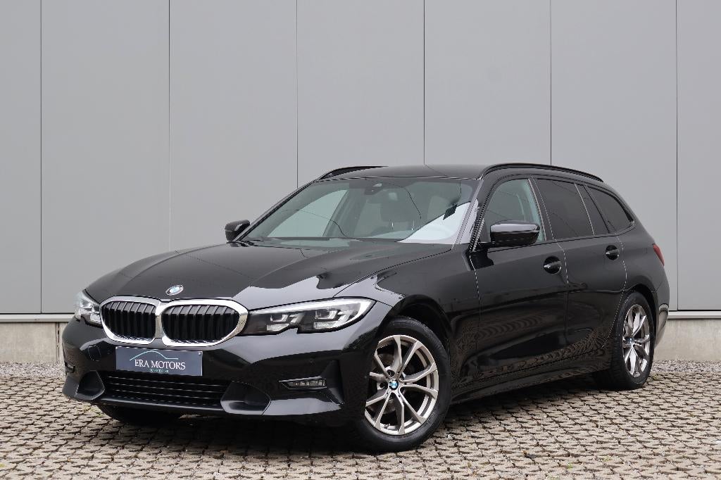 BMW 318iA Touring Sport Line Navi LED Leer Garantie *, Autos, Cuir, Euro 6, Entreprise, Noir