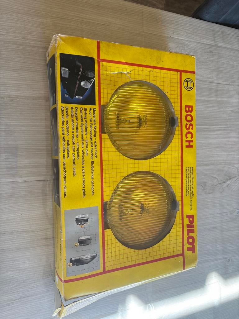 Bosch pilot 160 ( geel ), Autos : Pièces & Accessoires, Éclairage, Enlèvement, Neuf