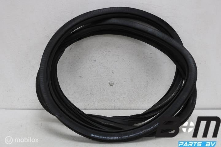 Portierrubber voorzijde Audi A4 8W 8W0831721B, Utilisé