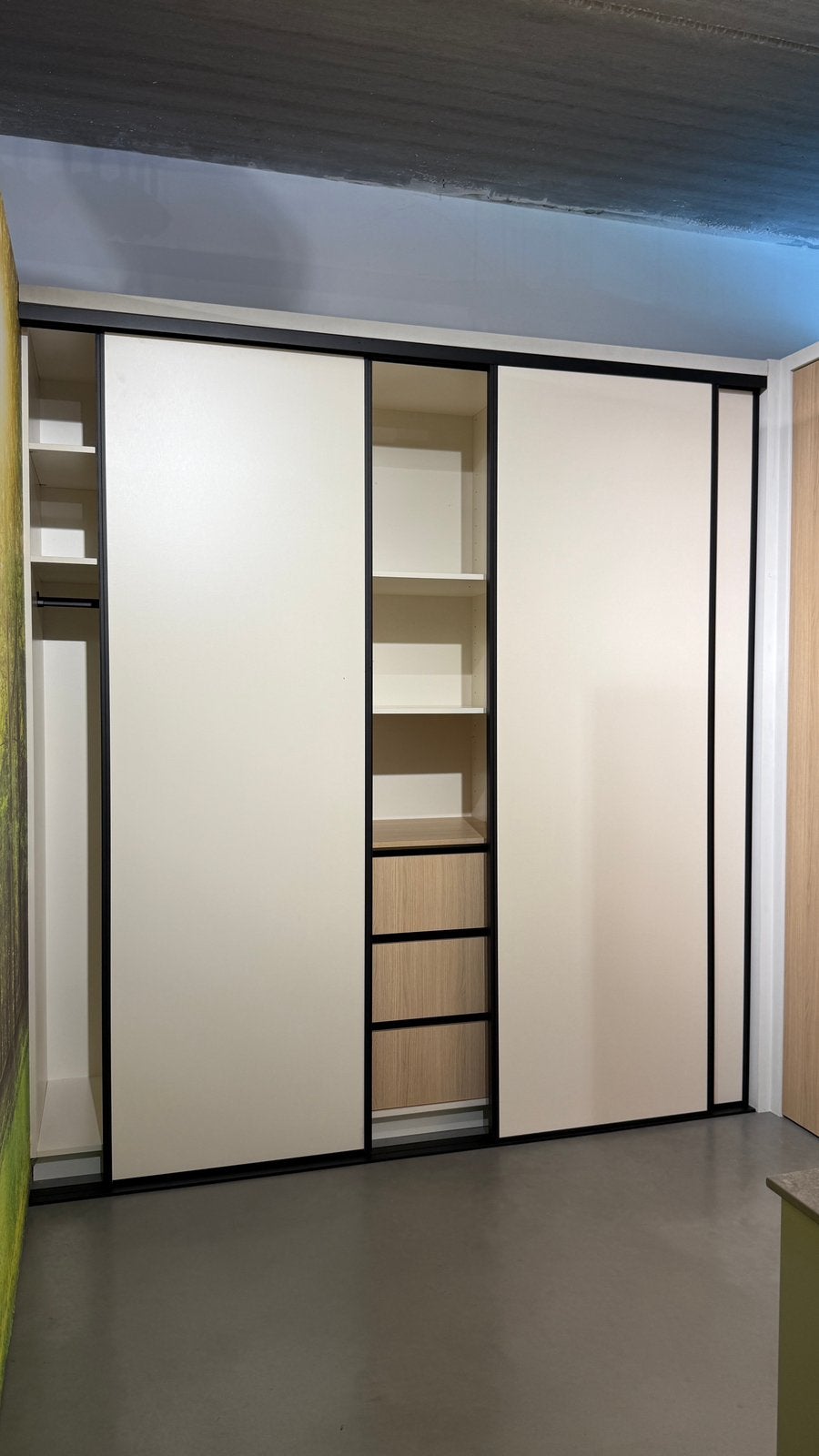 Dressing te koop, Enlèvement, Comme neuf