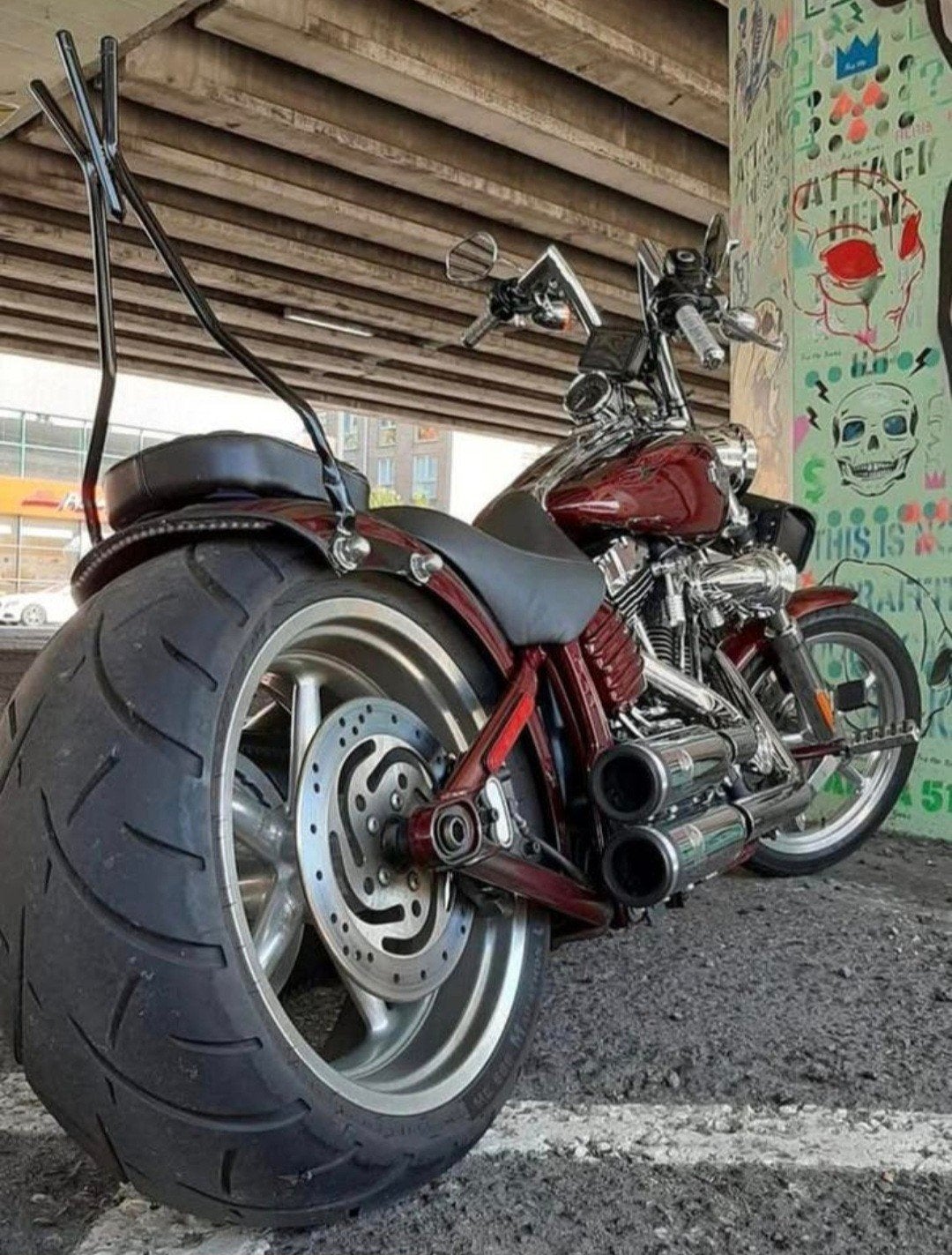 Harley Davidson Rocker C, Motos, Motos | Harley-Davidson, 1600 cm³, Chopper, Particulier, Amortisseurs réglables électroniquement
