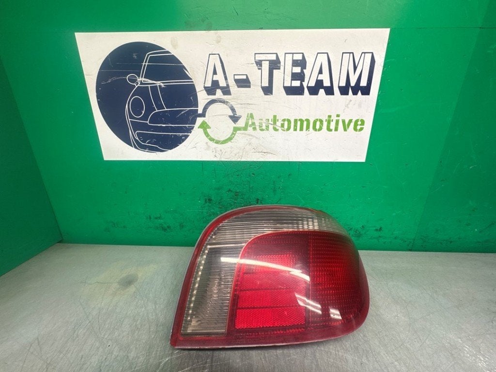 FEU ARRIÈRE DROIT Toyota Yaris (P1) (|52005|), Kundenbetreuung@toyota.de, Toyota, Utilisé, Toyota-Allee 2
50858  Köln, DE