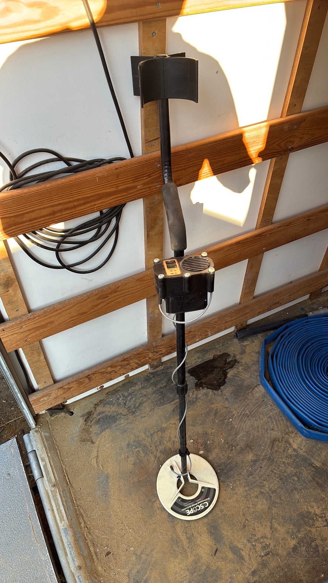 C.Scope CS880 Metaaldetector, Ophalen, Meer dan 30 cm, Zo goed als nieuw, Discriminatie metaaldetectie