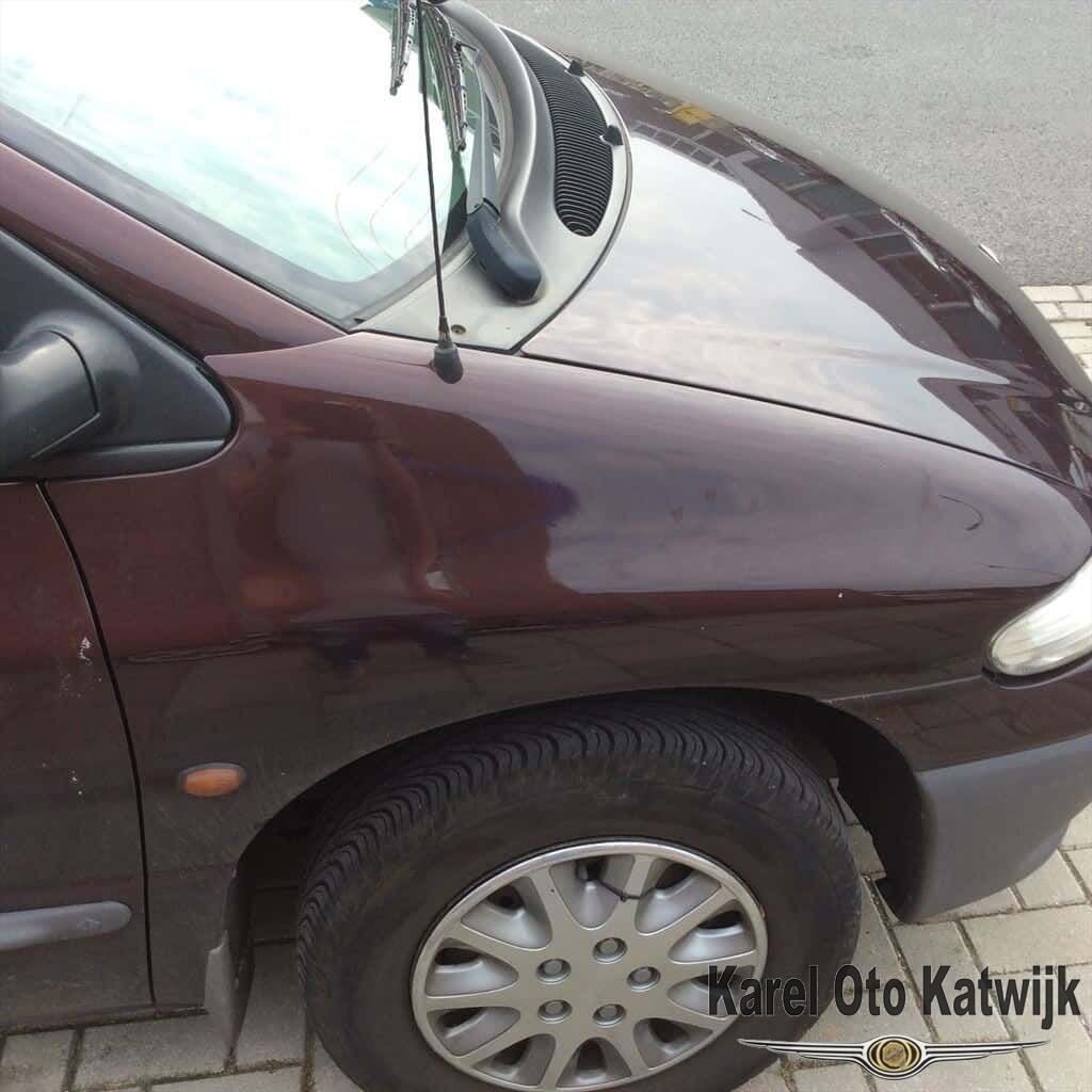 Voorscherm rechts Chrysler Voyager / Grand Voyager 1996-2000, Autos : Pièces & Accessoires, -, Garde-boue, Utilisé, -