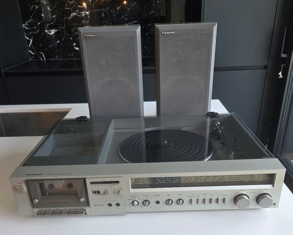 Panasonic SG-2220 Stereo Music System, Enlèvement, Utilisé