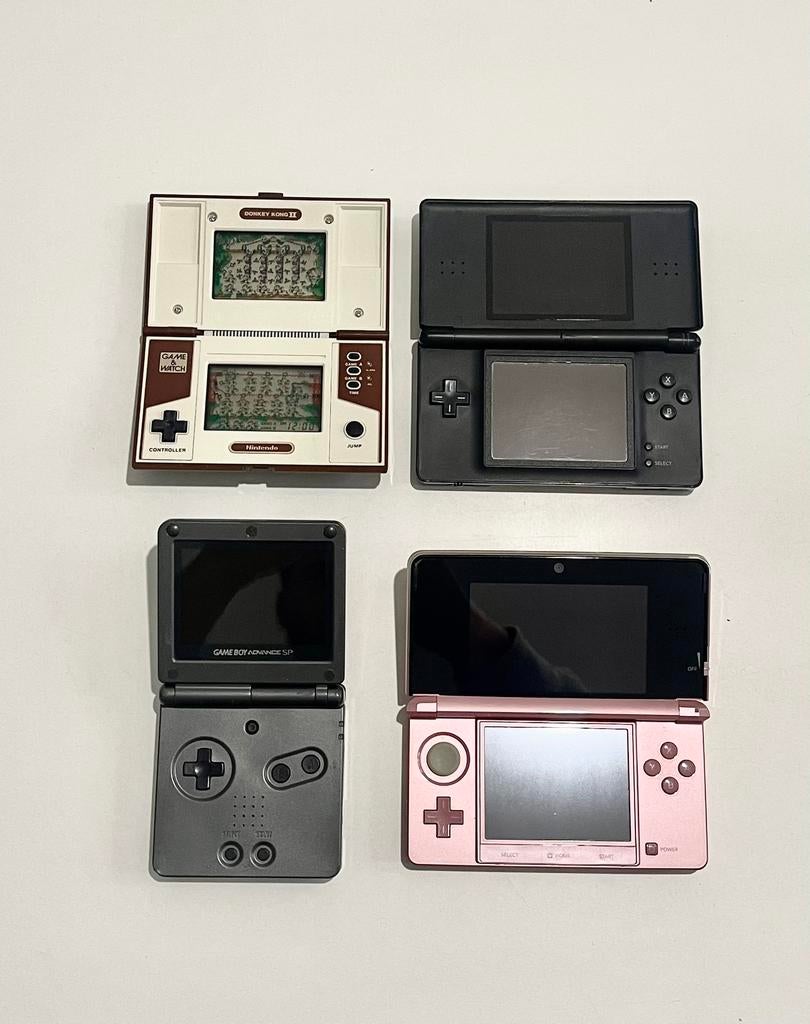 4 consoles Nintendo Gameboy, Enlèvement ou Envoi, Utilisé, Noir, 3DS