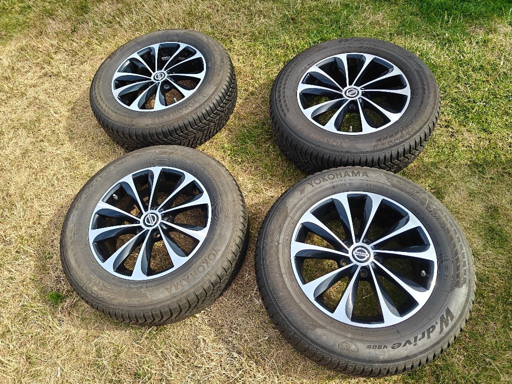 Lichtmetalen Velgen Nissan Qashqai/X-Trail 17" 5x114.3 et 45, Auto-onderdelen, Banden en Velgen, Ophalen, Gebruikt, Velg(en), 17 inch