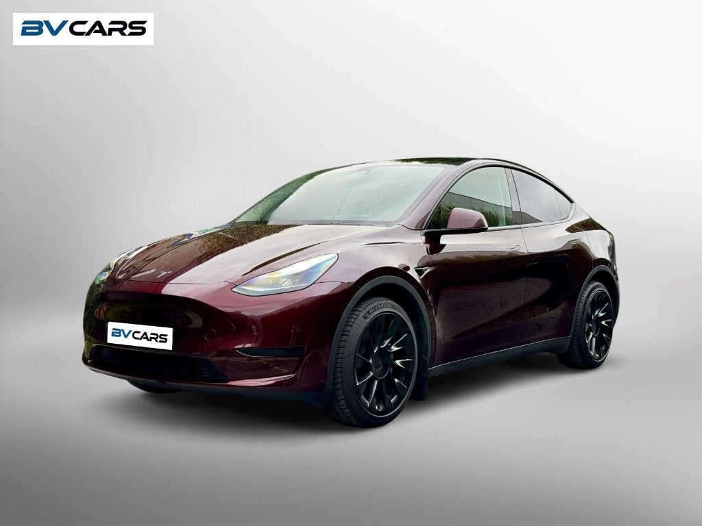 Tesla Model Y 72,5 kWh Long Range 20/rouge cerise/SOH 96 %, Entreprise, Noir, 5 places, Automatique