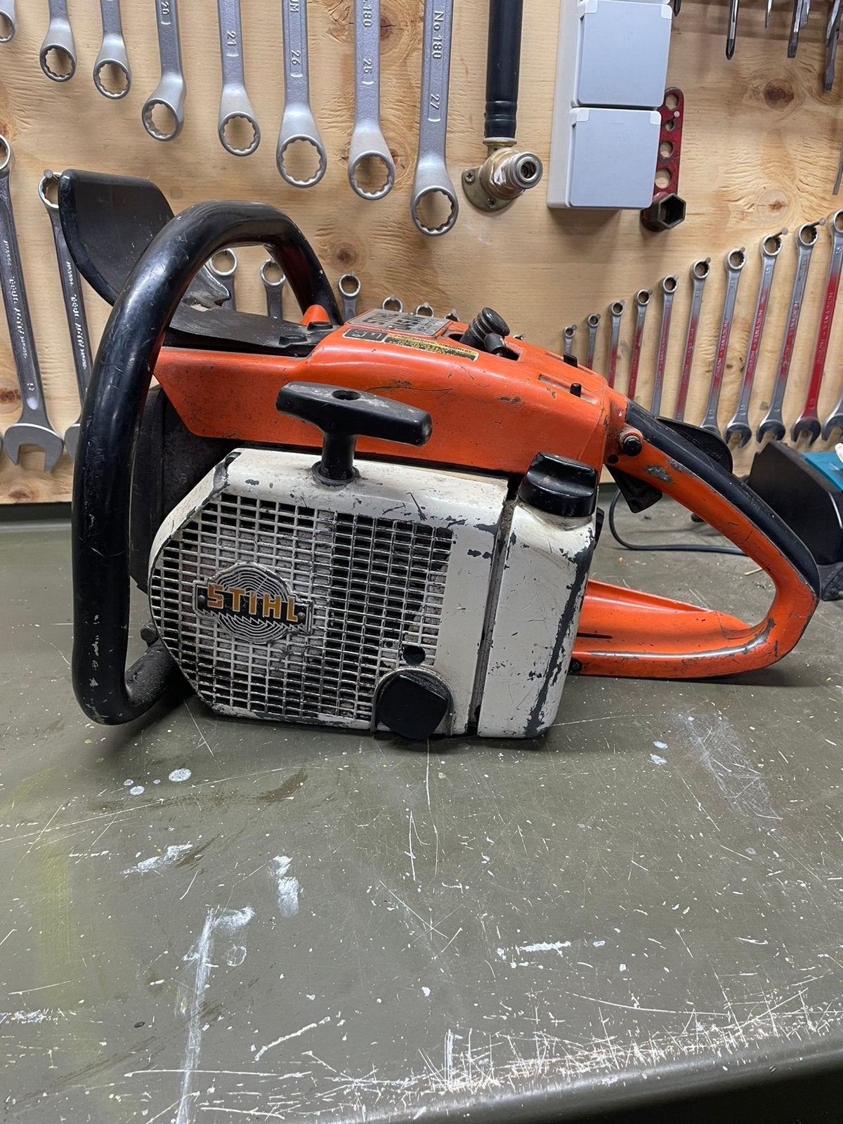 Stihl 045 av kettingzaag/boomzaag, Ophalen, Zo goed als nieuw