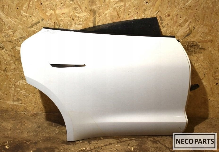 PORSCHE TAYCAN DEUR PORTIER KLEUR LS9R ALLES LEVERBAAR, Gebruikt, -, -, Porsche