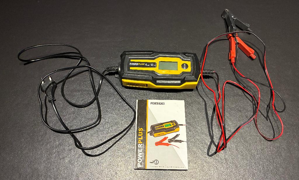 Accu druppel lader Powerplus, Auto-onderdelen, Accu's en Toebehoren, Ophalen, Gebruikt