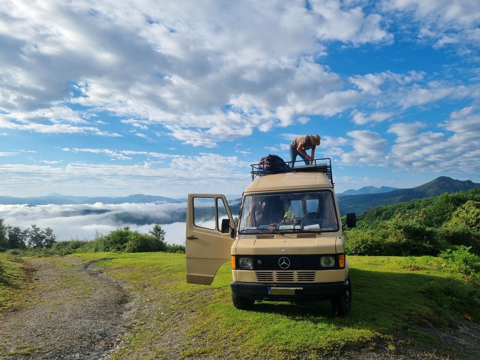 Campervan Mercedes T1 310D, Diesel, Te koop