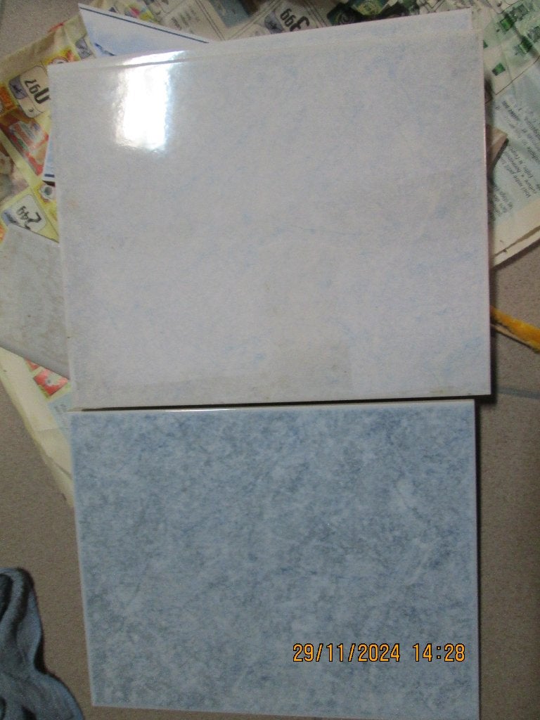 Carrelages muraux pour salle de bains, 20 à 40 cm, Céramique, Enlèvement, 20 à 40 cm