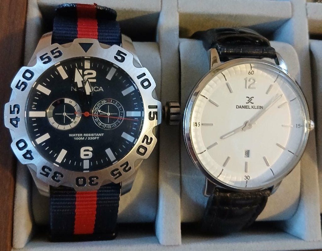 14 montres PARFAIT ETAT ( bien lire descr.), Bijoux, Sacs & Beauté, Enlèvement, Comme neuf, Montre-bracelet