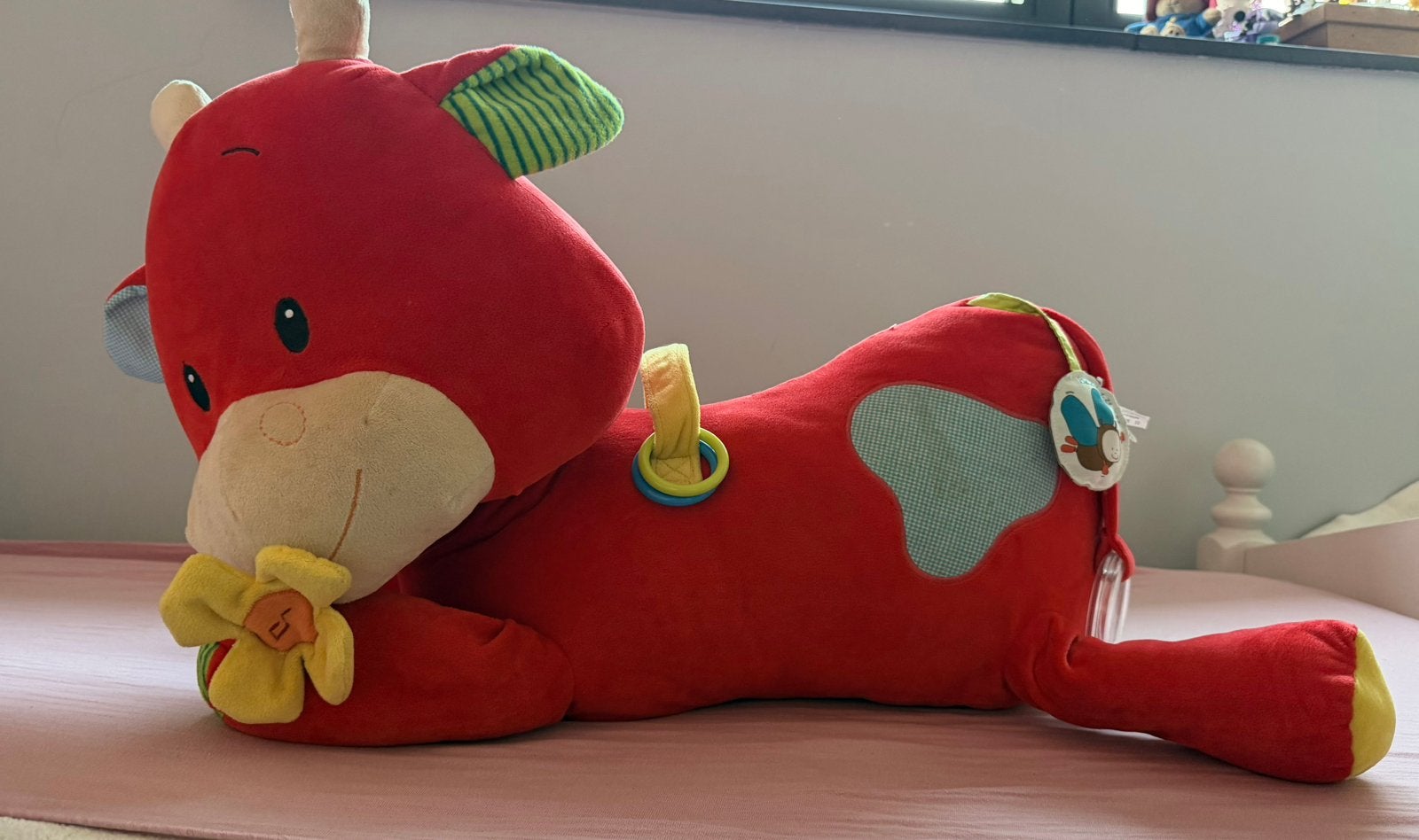 Grote speelgoed koe minime, Enfants & Bébés, Jouets | Peluches, Vache, Grand (plus de 80 cm), Rouge, Comme neuf