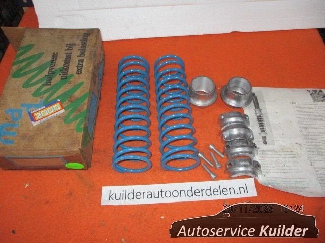 Hulpveren set Mazda 626 sedan CB 1978-1982 MAD 38-626-3, Auto-onderdelen, -, Nieuw, Ophalen of Verzenden, Mazda