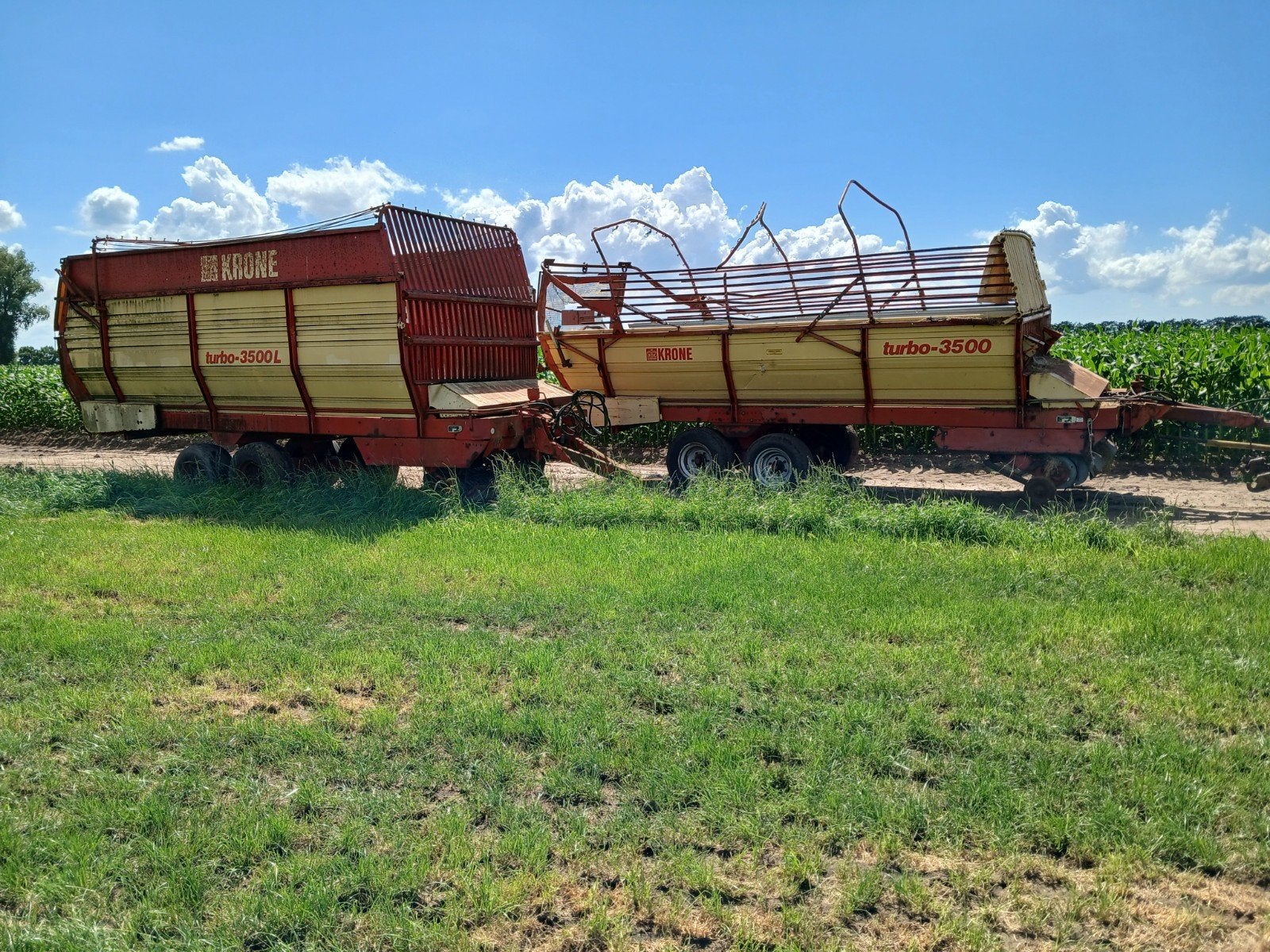 Krone opraapwagen, Ophalen