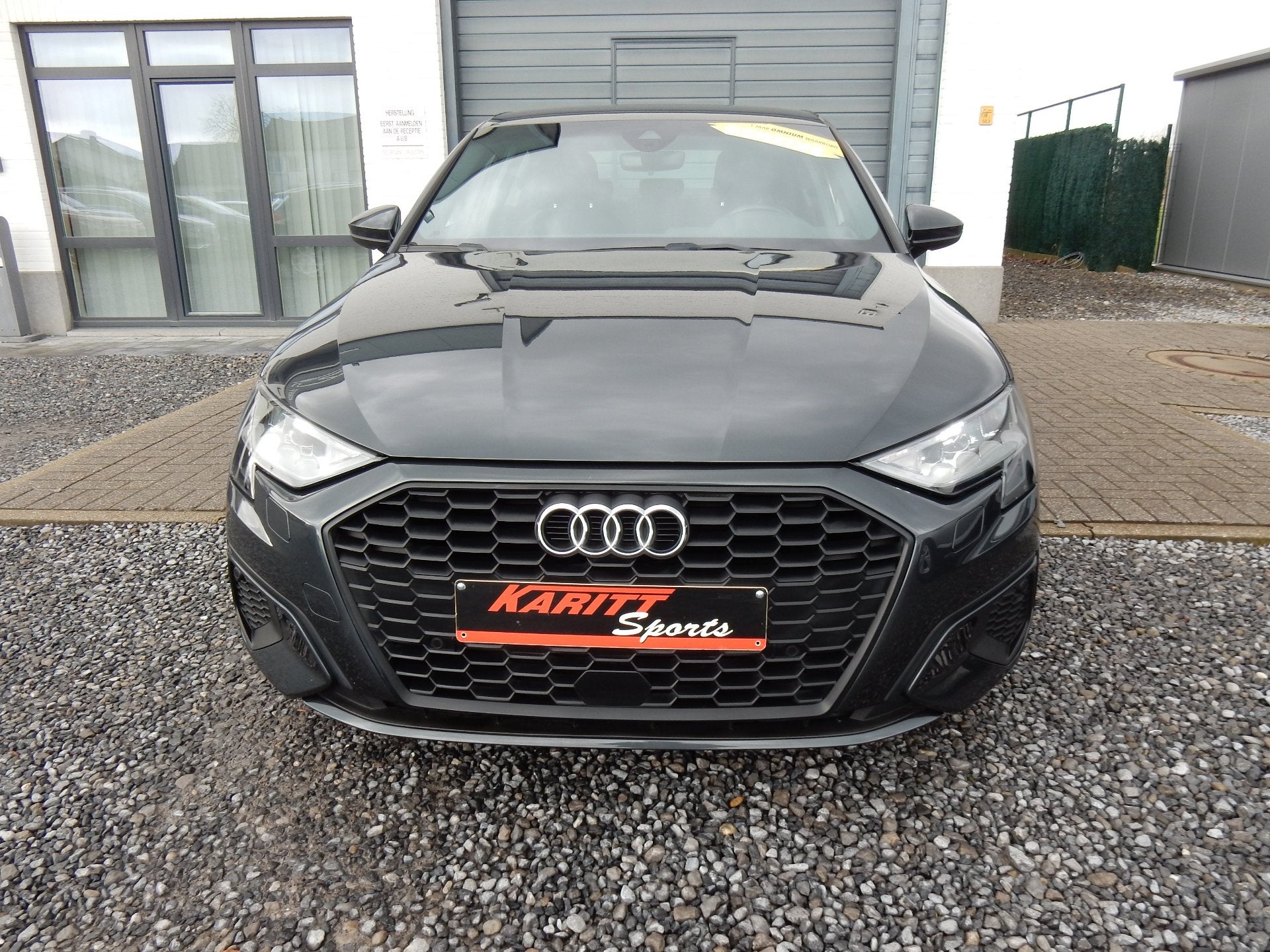 Audi A3 NOV 2021 /110pk / gps-cruise-sensoren v+a (bj 2021), Auto's, Gebruikt, Euro 6, Overige kleuren, 107 g/km