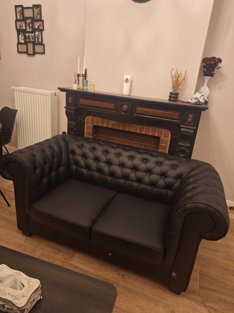 Chesterfield zetel zwart, Huis en Inrichting, Ophalen