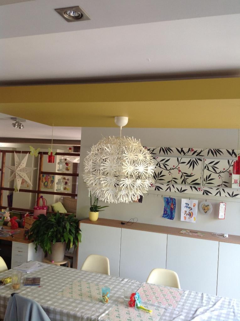 Ikea maskros, Enlèvement, Comme neuf