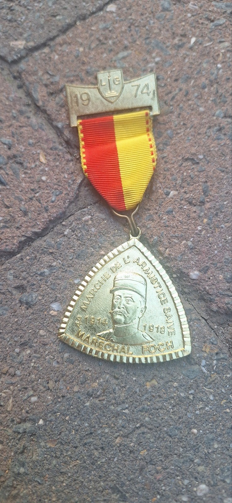 Médaille, Enlèvement