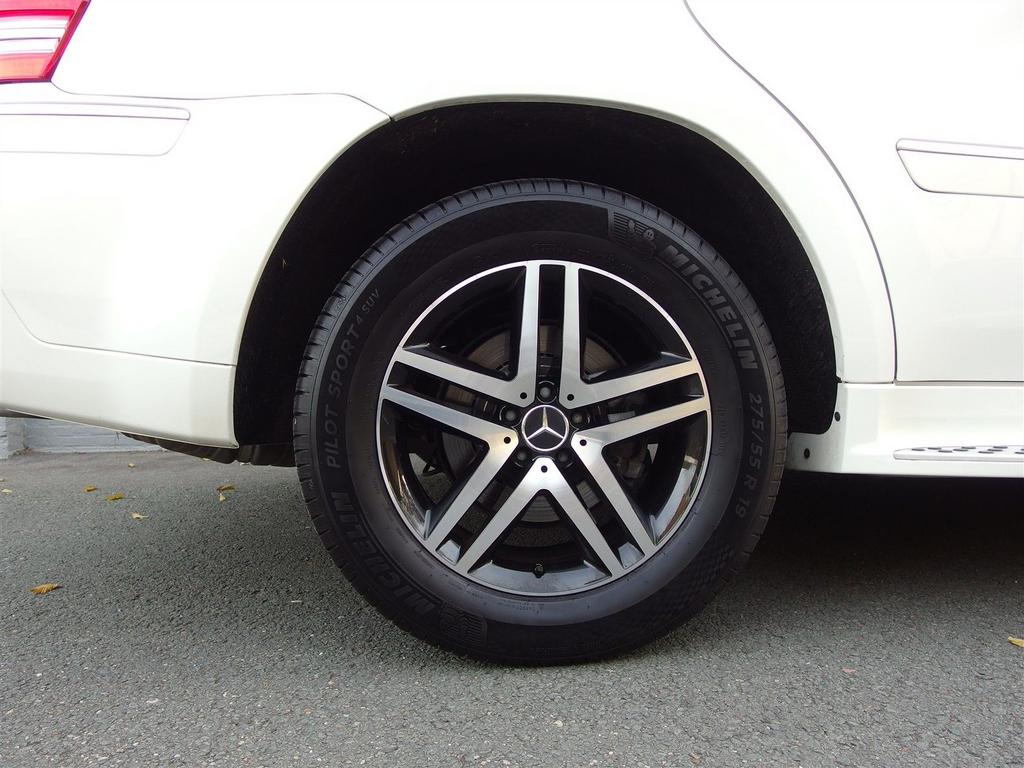 Mercedes-Benz GL 500 2007 Goed onderhouden & 7 zitter, Auto's, Automaat, GL, Beige, Wit