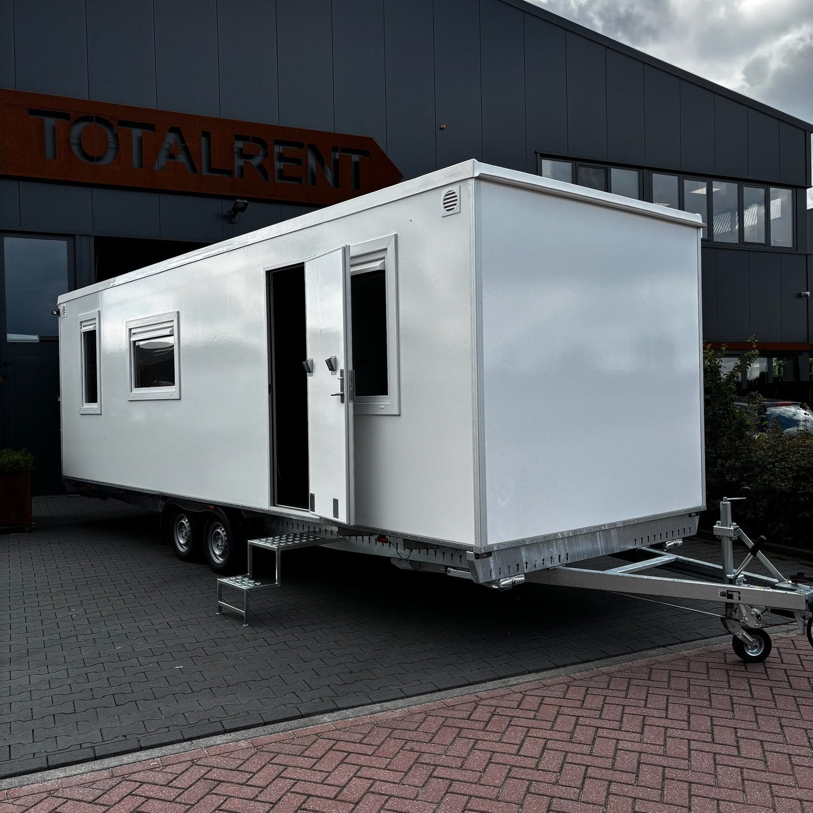 Te koop nieuwe woonunit 7.30 met 2 slaapkamers spotgoedkoop, Neuf, Stirlingstraat 5 loerbeek, Enlèvement, Info@totalwagon.nl