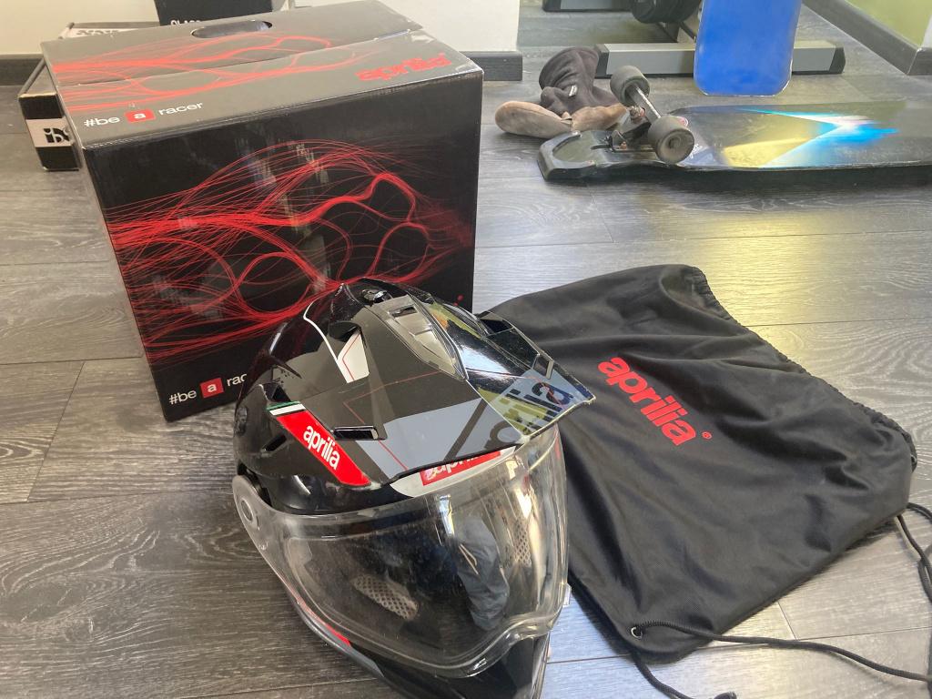 Casque de moto multiroute intégral Aprilia, Autres marques, Seconde main, Casque intégral, Enlèvement