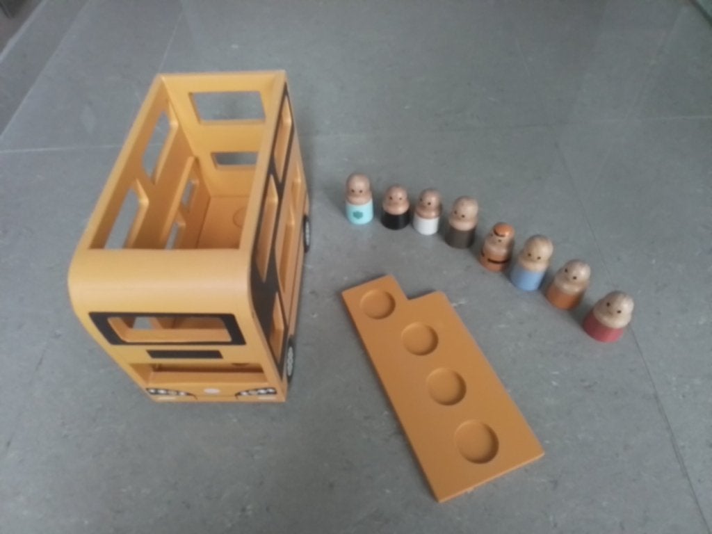 Kid's Concept houten dubbeldekker bus, Kinderen en Baby's, Ophalen, Zo goed als nieuw