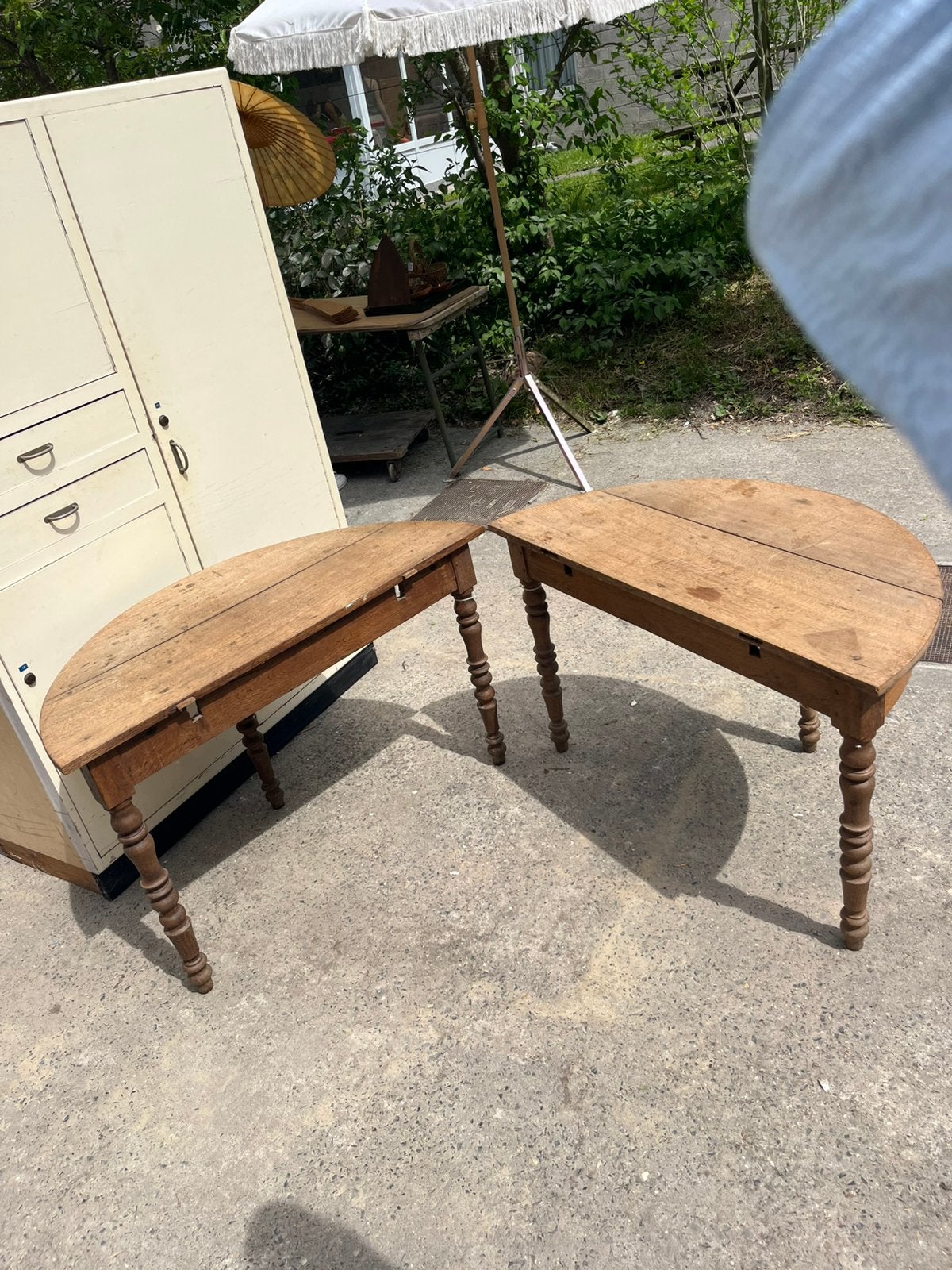 Halfmoon table 2 stuks zeldzaam, Ophalen