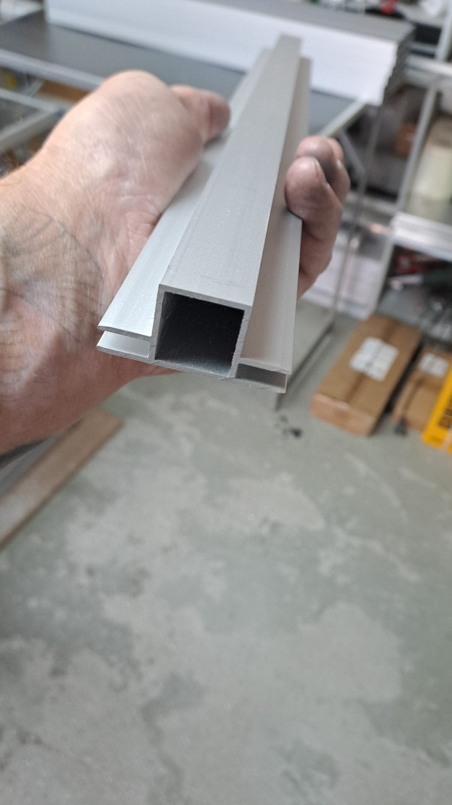 Aluminium voliereprofiel, Bricolage & Construction, Métaux, Enlèvement, Aluminium
