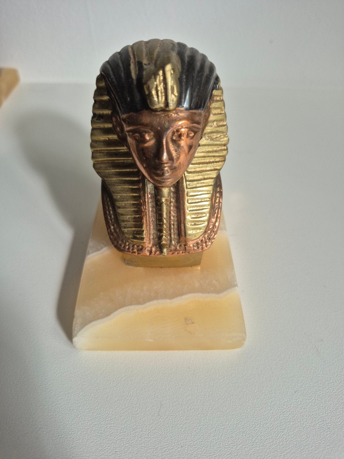 Buste de pharaon égyptien vintage sur base en onyx - Laiton/, Enlèvement ou Envoi, Cuivre