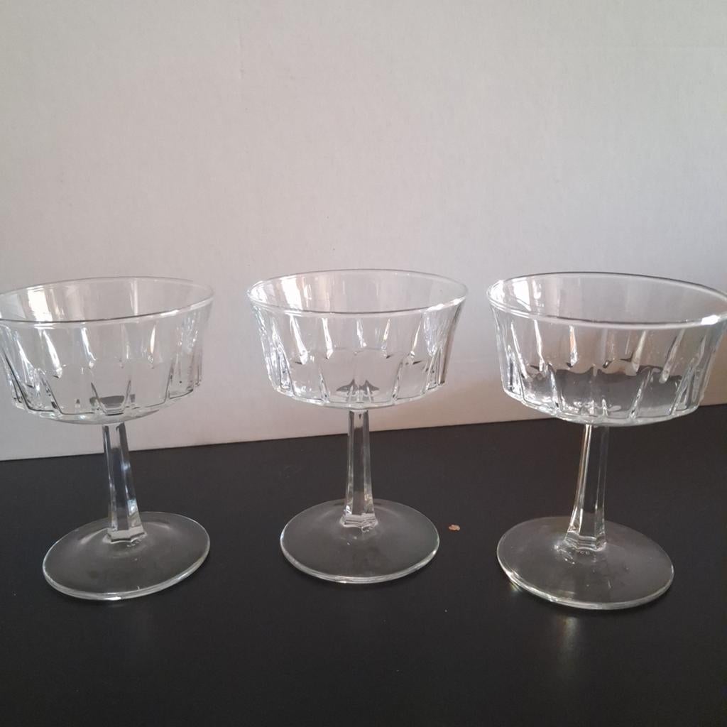 8 vintage Cristal d'Arques Versailles  champagnecoupes, Ophalen of Verzenden, Zo goed als nieuw, Overige typen