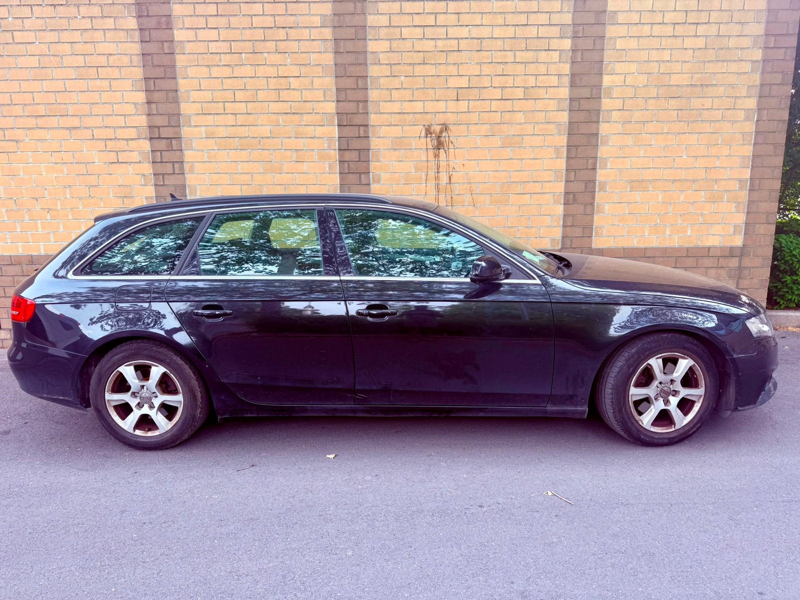 Audi A4 2010, Auto's, Lichtmetalen velgen, Achterwielaandrijving, Zwart, Zwart