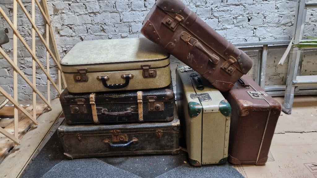 6 vintage reiskoffers, 20euro 't stuk of 75euro voor alle 6, Antiek en Kunst, Ophalen