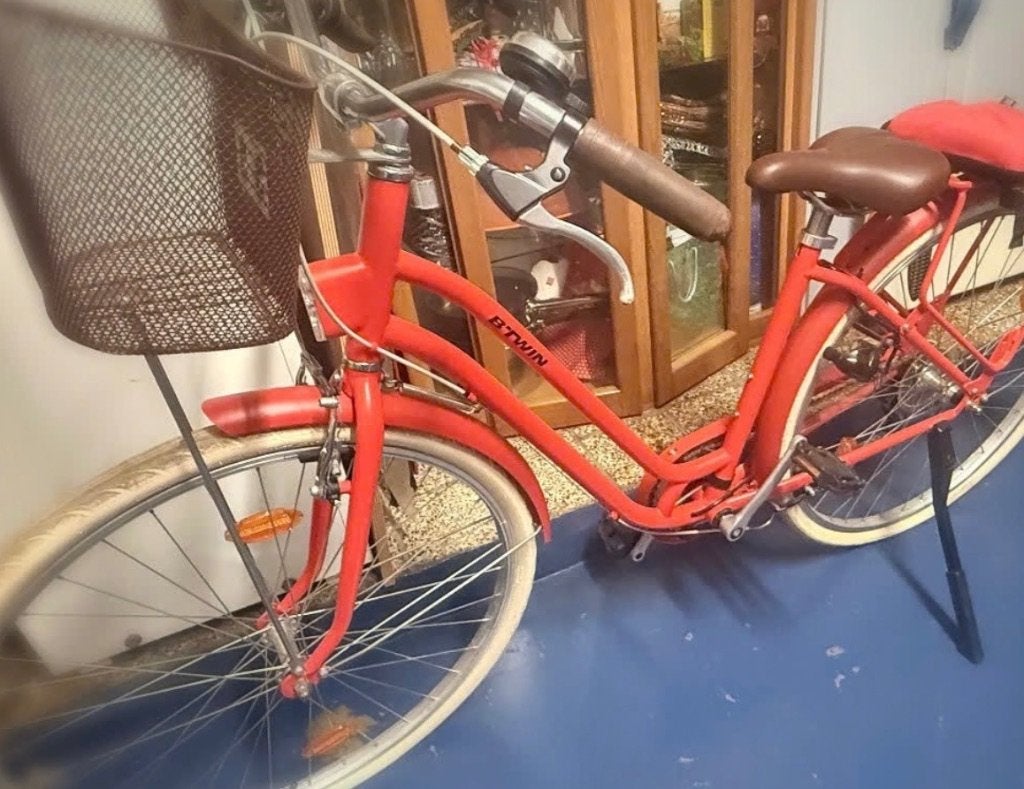 Rode stadsfiets voor dames, Fietsen en Brommers, 47 tot 50 cm, Versnellingen, Zo goed als nieuw, Schijfrem