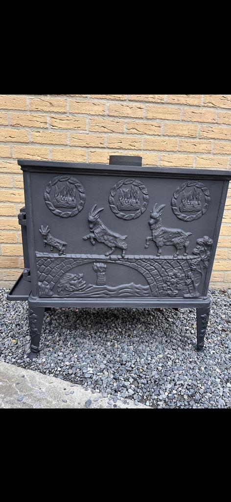 Poêle à bois en fonte, Maison & Meubles, Poêles, Comme neuf, Enlèvement, Bois, Autoportant