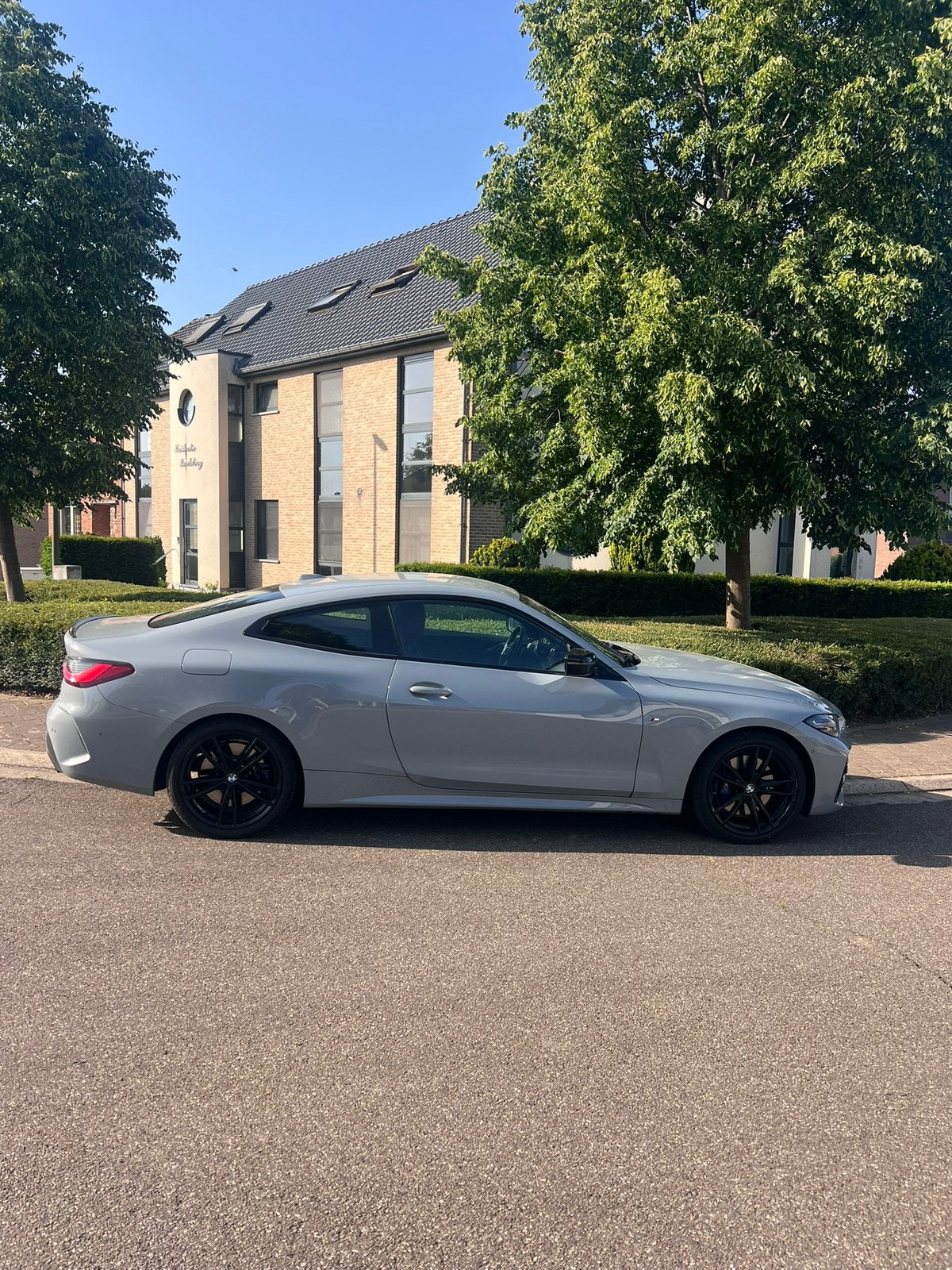 Prachtige BMW 420i coupe  Brooklyn Grey met M sport PRO, Autos, BMW, Achat, Alarme, Entretenue par le concessionnaire, Noir