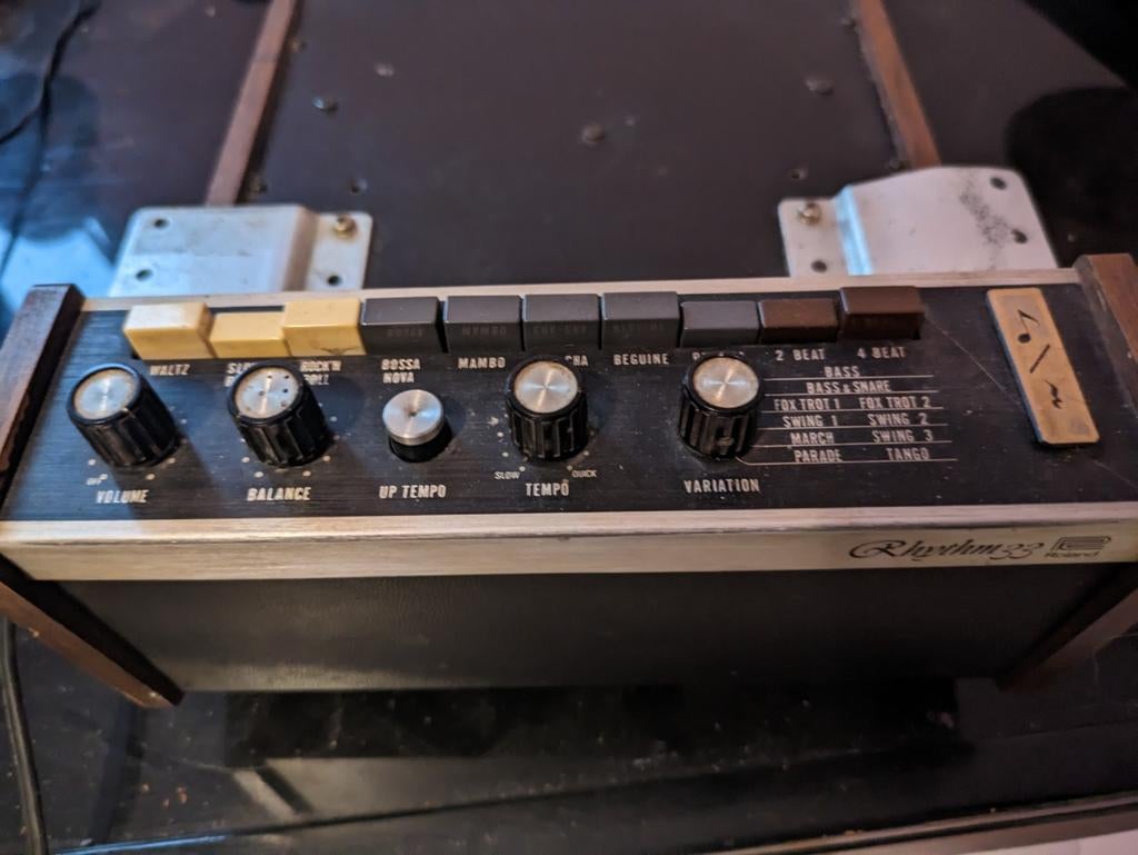 Roland tr-33 verzamelstuk, Muziek en Instrumenten, Ophalen, Roland