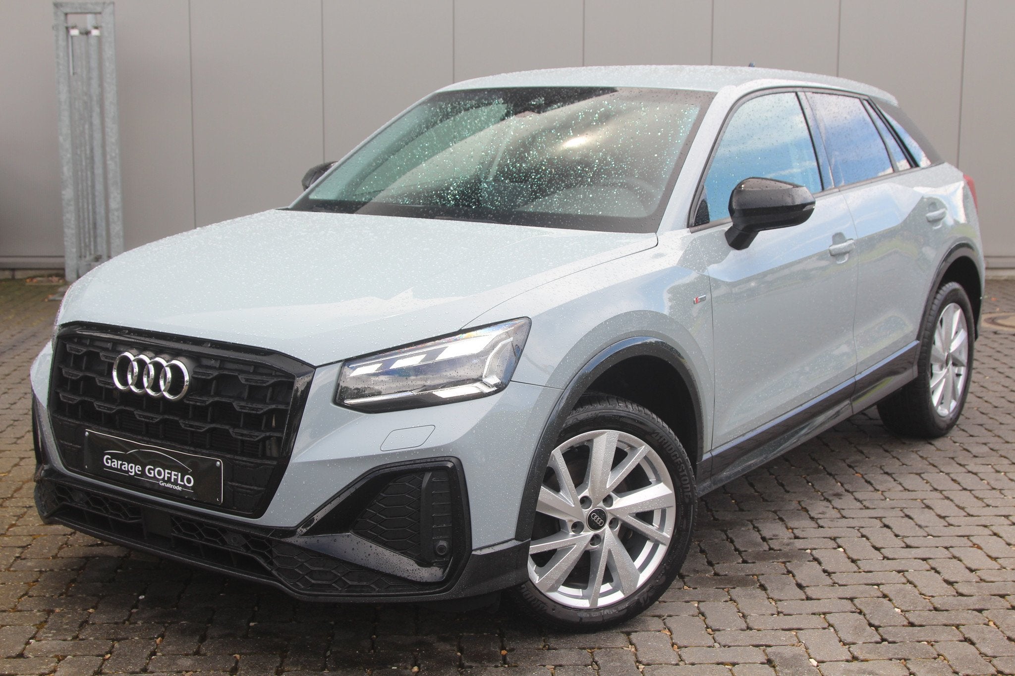 Audi Q2 35 TFSI S-LINE S-TRONIC - 88.570KM - 2023, Stof, 4 cilinders, Startonderbreker, 5 zetels