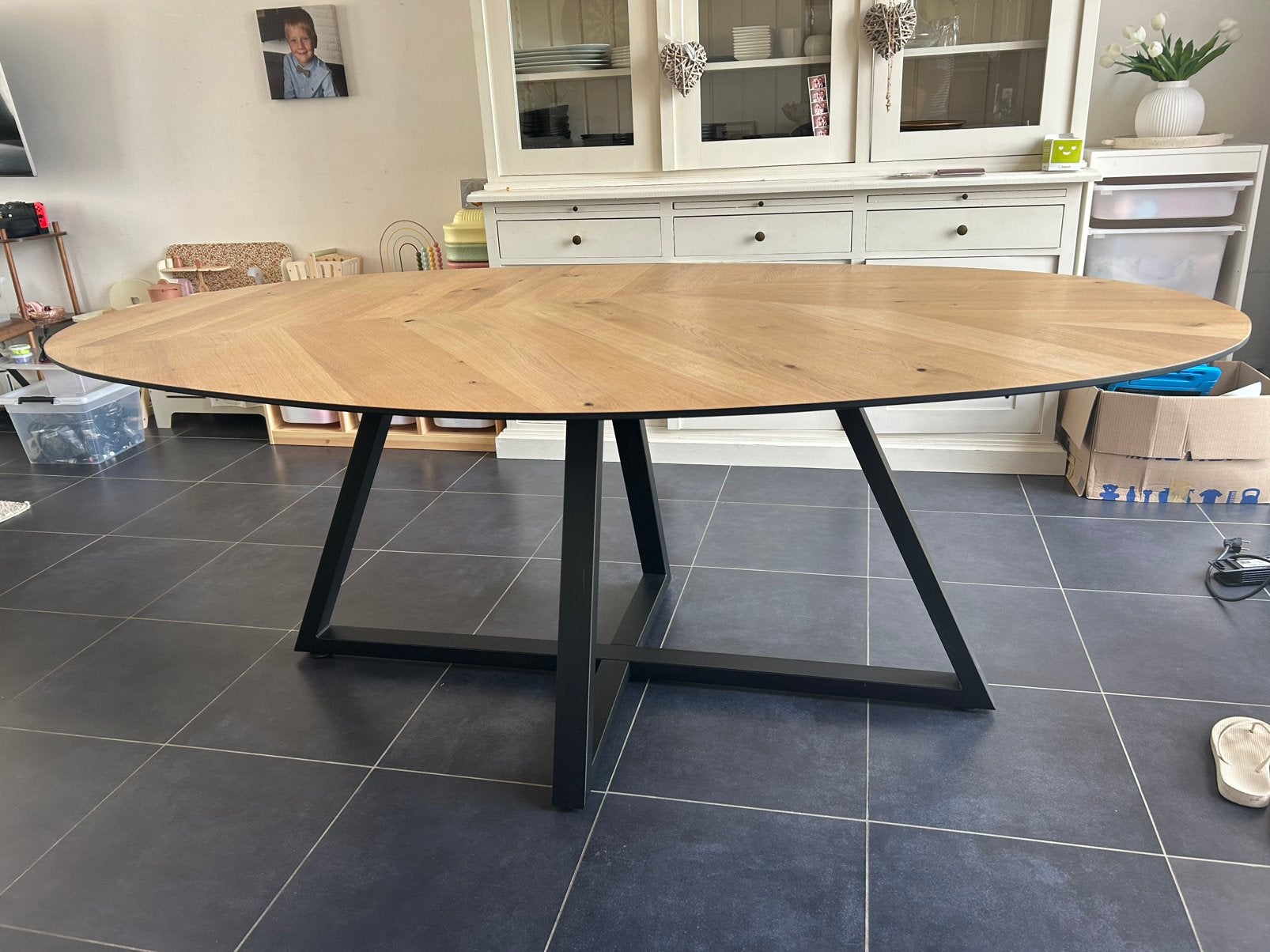 Ovalen Eettafel, Huis en Inrichting, Tafels | Eettafels, Ophalen, Zo goed als nieuw