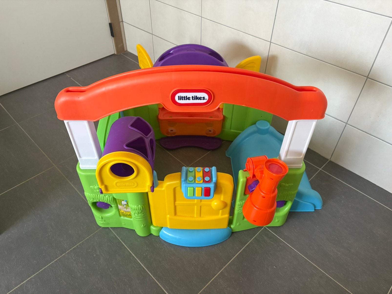 Speelhuisje te koop, Ophalen, Zo goed als nieuw