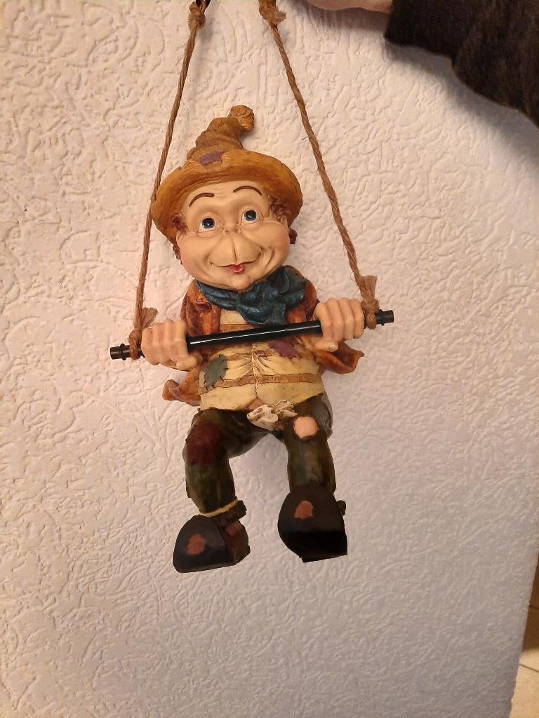 laven efteling Lair de sporter aan het rekstok, Ophalen of Verzenden, Zo goed als nieuw, Beeldje of Poppetje