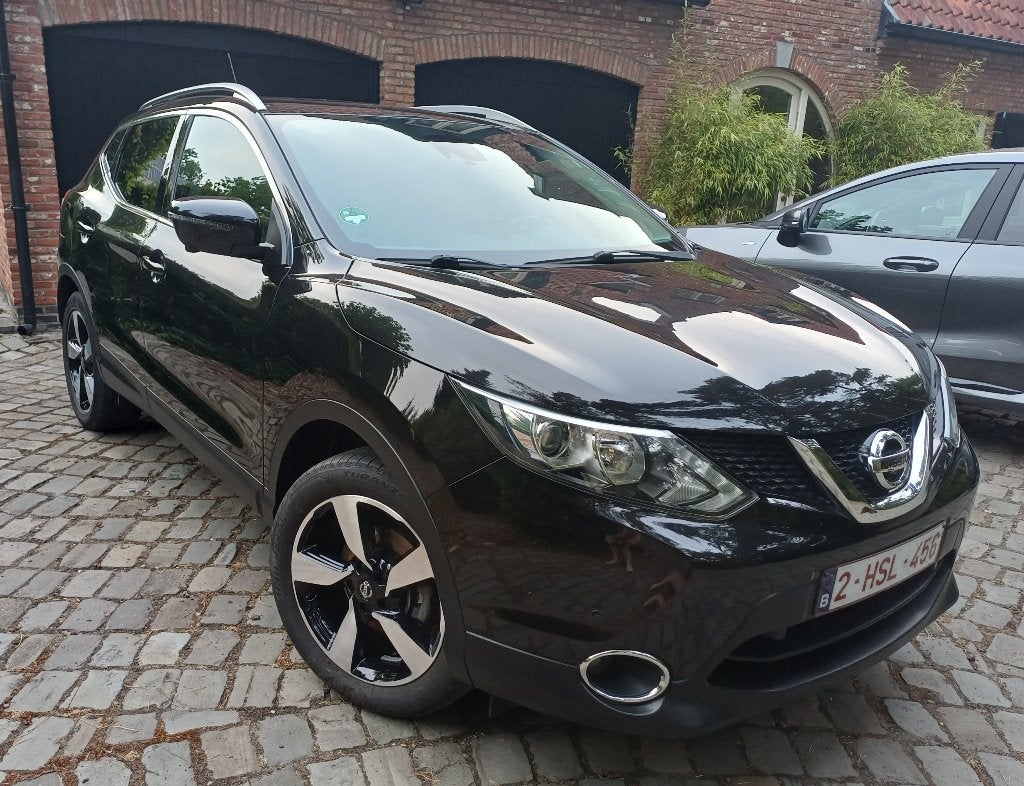 Nissan Qashqai 1.2i N-Connecta (Black Edition), Autos, Achat, Boîte manuelle, Entretenue par le concessionnaire, 5 portes