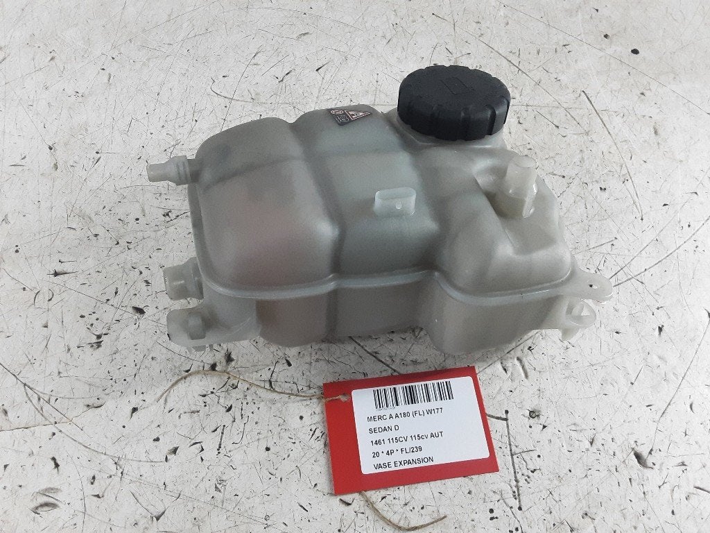 EXPANSIERESERVOIR A Limousine (177.1) (A2475000049), Gebruikt, Mercedes-Benz, Dialog.mb@mercedes-benz.com, Mercedes-Benz AG