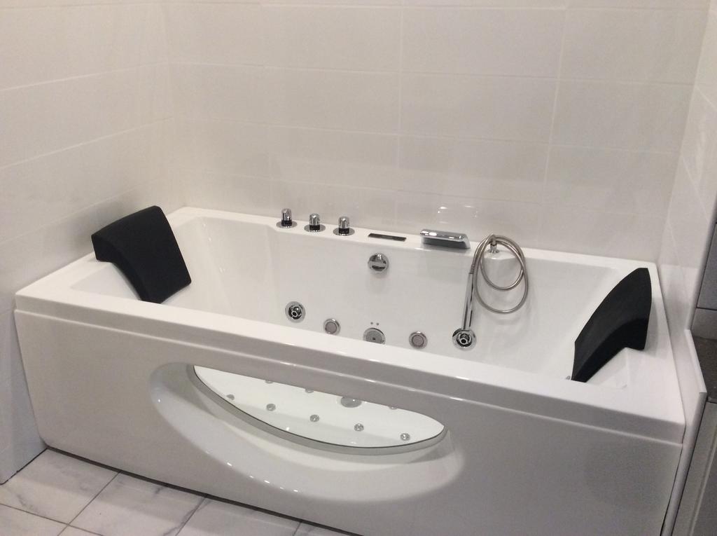 bain à remous, Enlèvement, Comme neuf