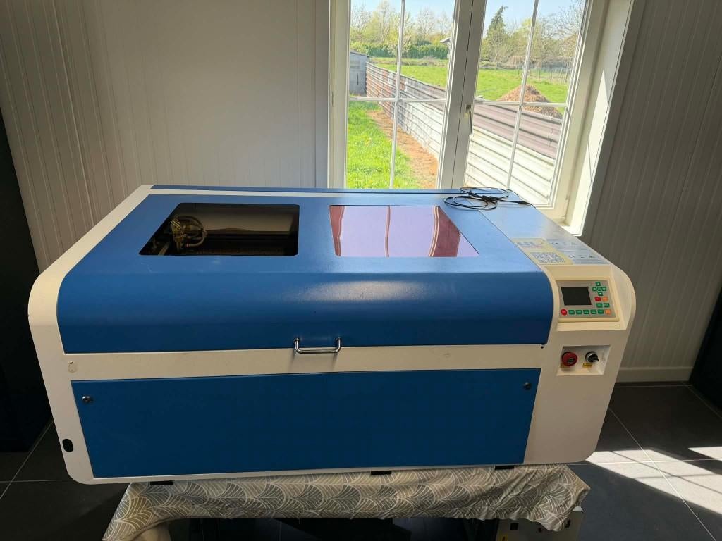 HL CO2 Lasercutter 100W – 10060 cm – (XM-1060), Enlèvement